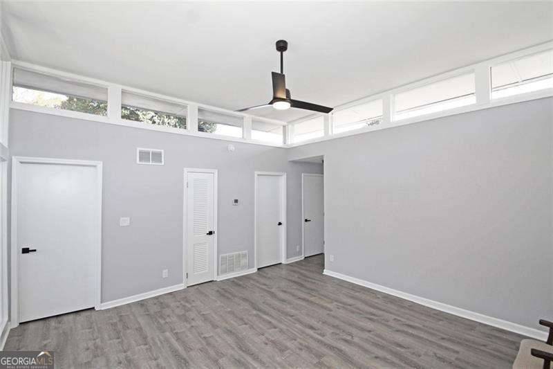 Sandy Springs, GA 30328,346 Carpenter Drive Northeast DR #32