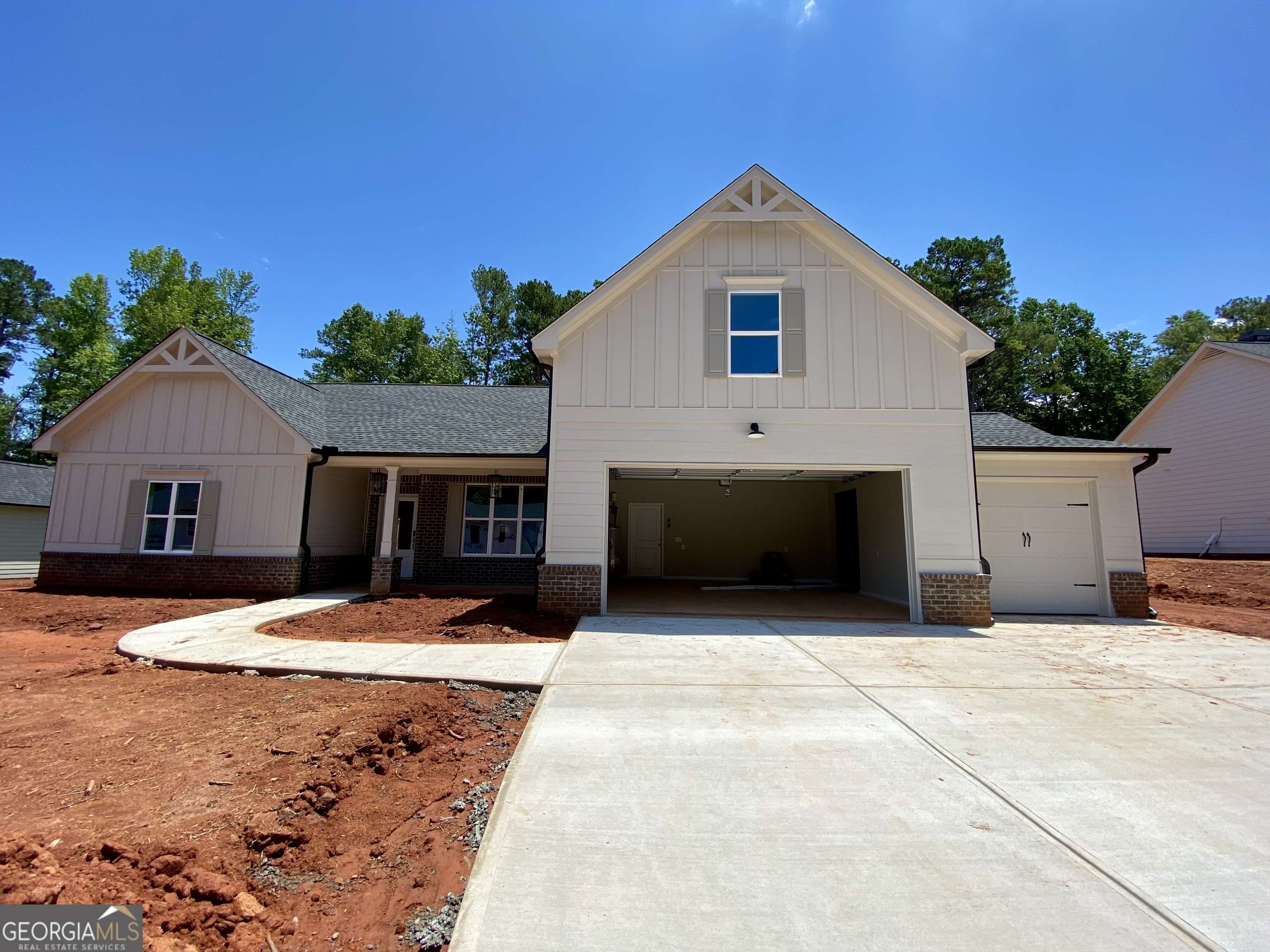 242 Meadows Drive, Bethlehem, GA 30620