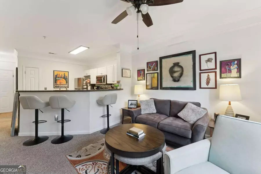 2122 Whitemarsh WAY, Savannah, GA 31410