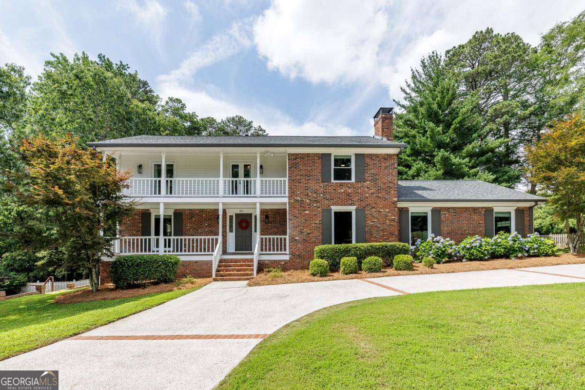 4047 Dunwoody Club DR, Dunwoody, GA 30350