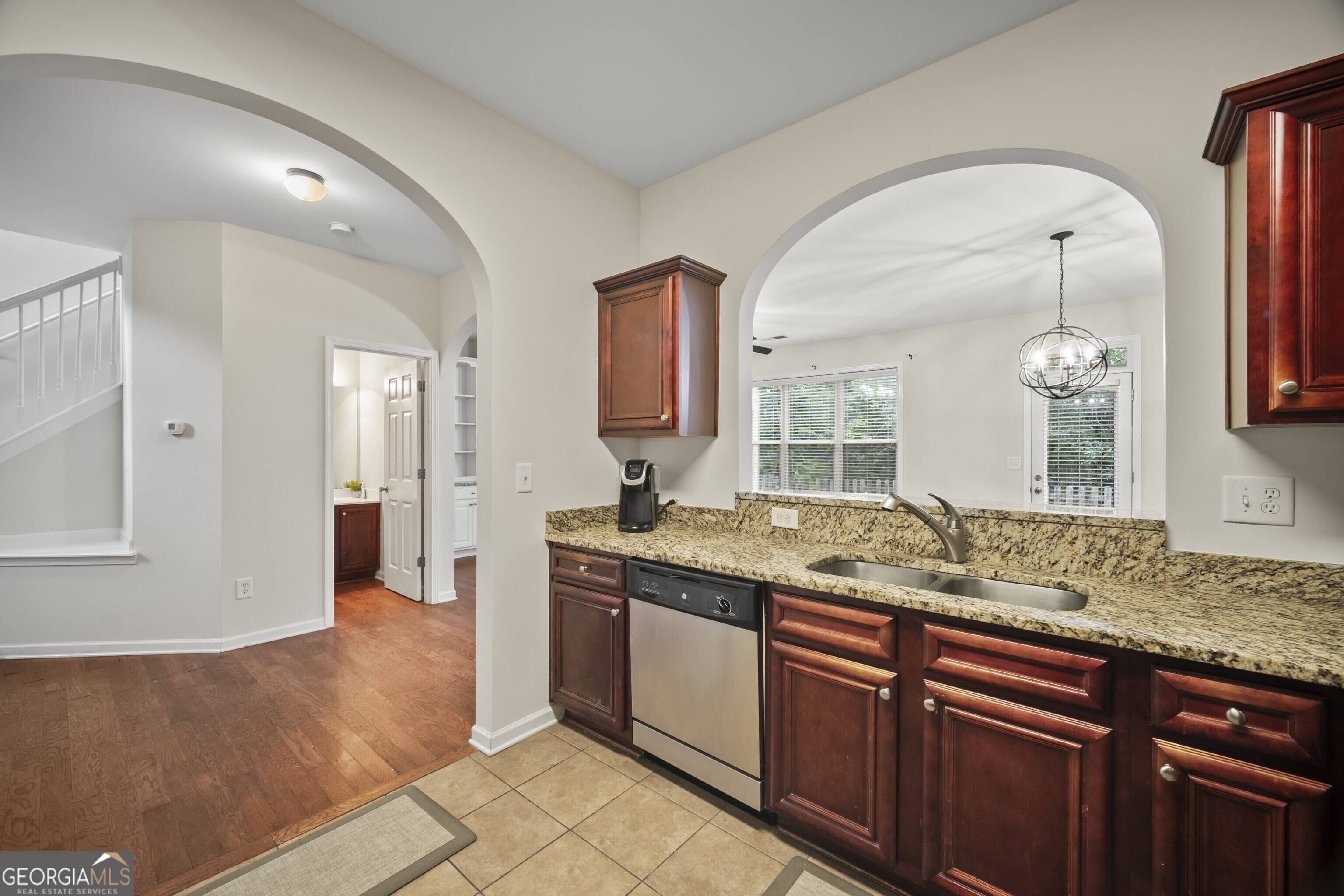 Marietta, GA 30008,1278 Houndslake DR