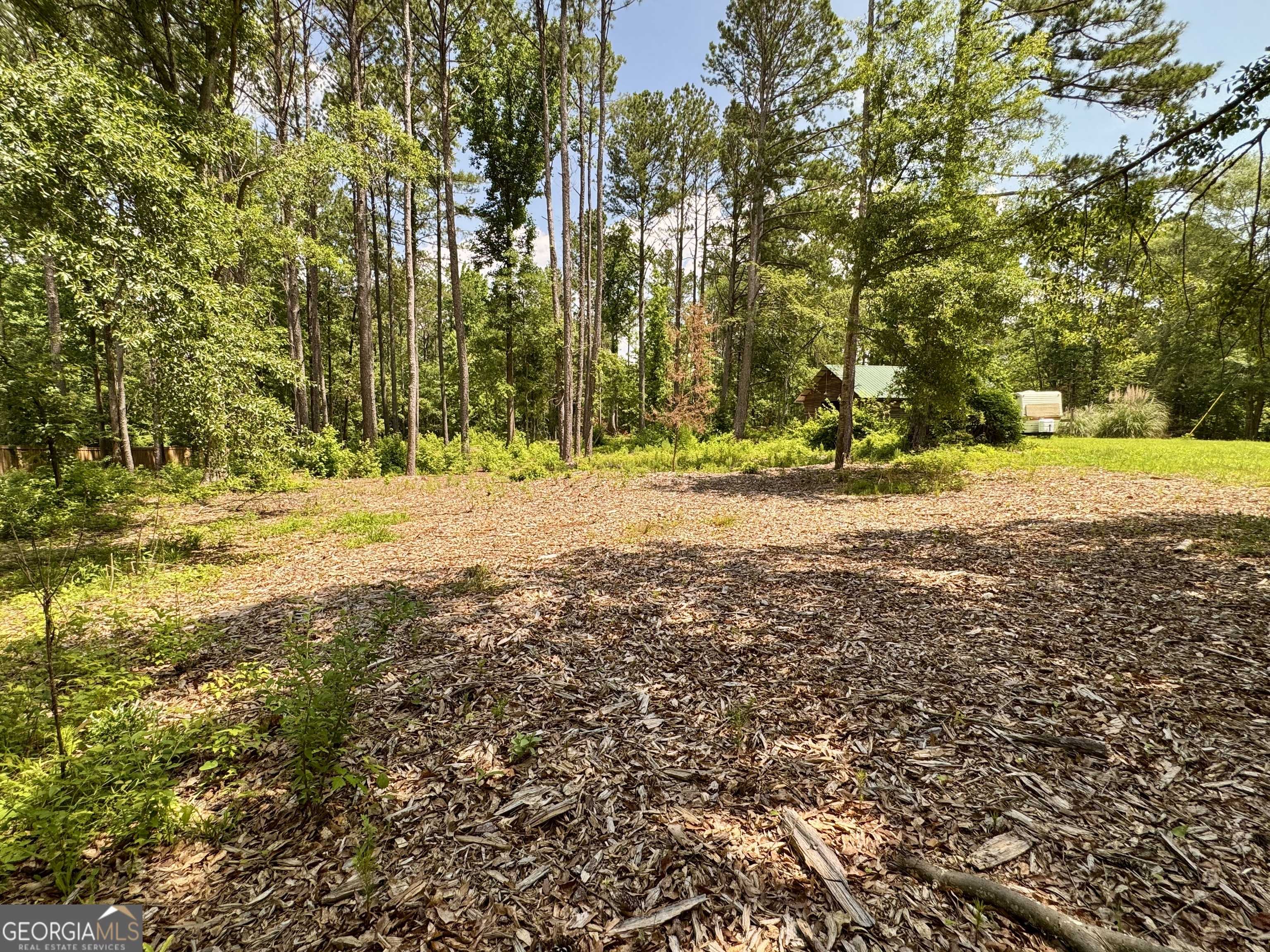 Senoia, GA 30276,90 Howard RD