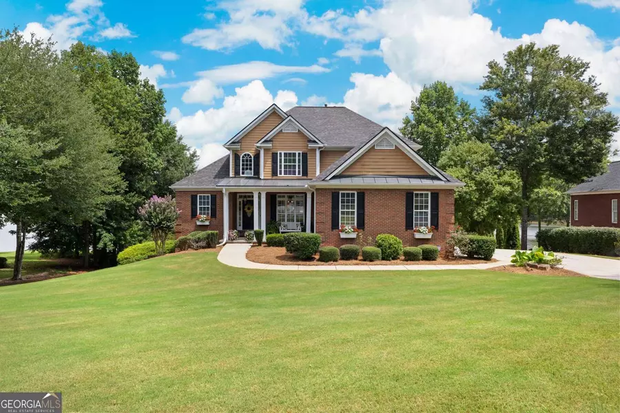 65 Peninsula CIR, Newnan, GA 30263