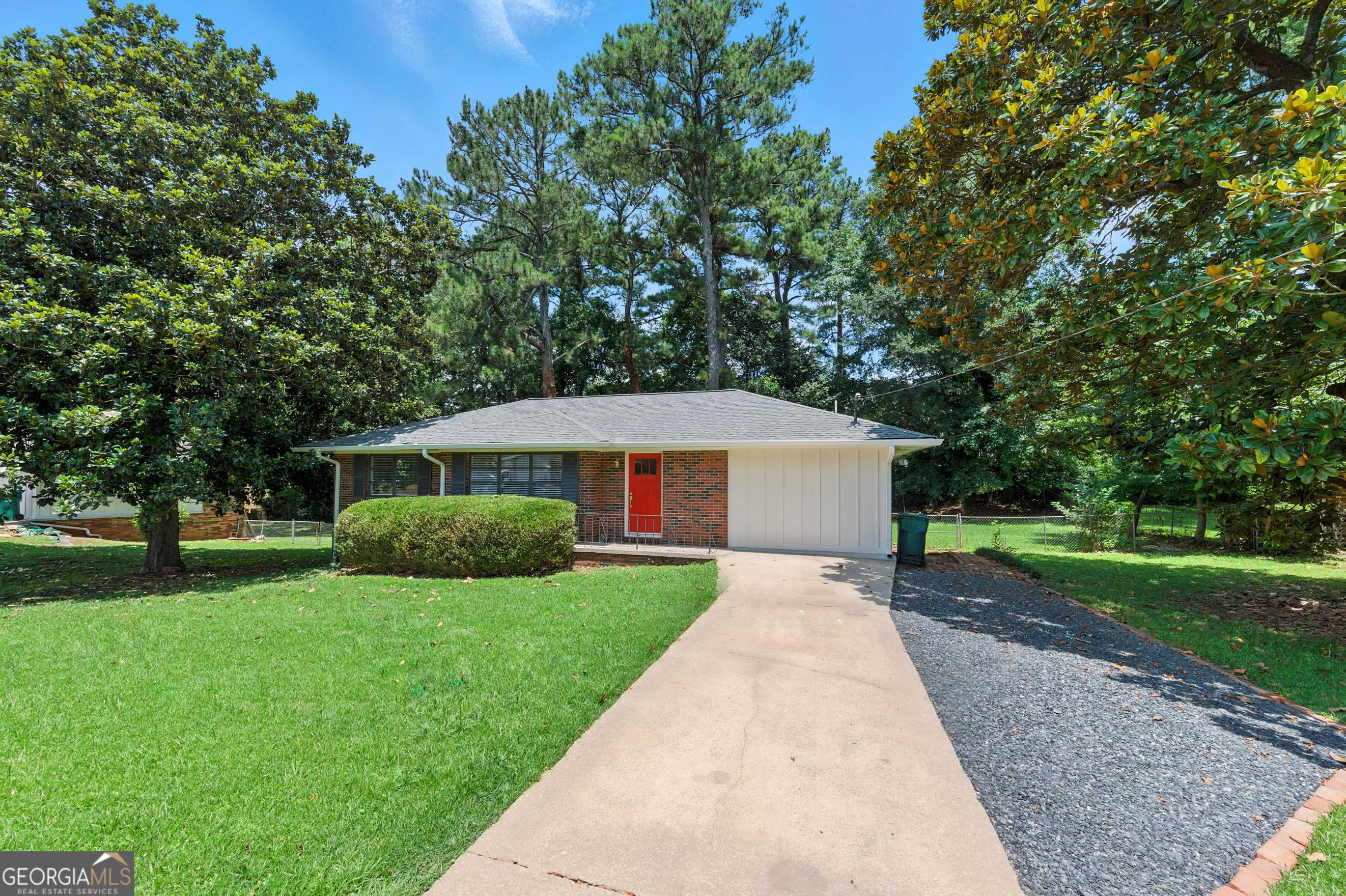 1195 Starline DR SE, Smyrna, GA 30080