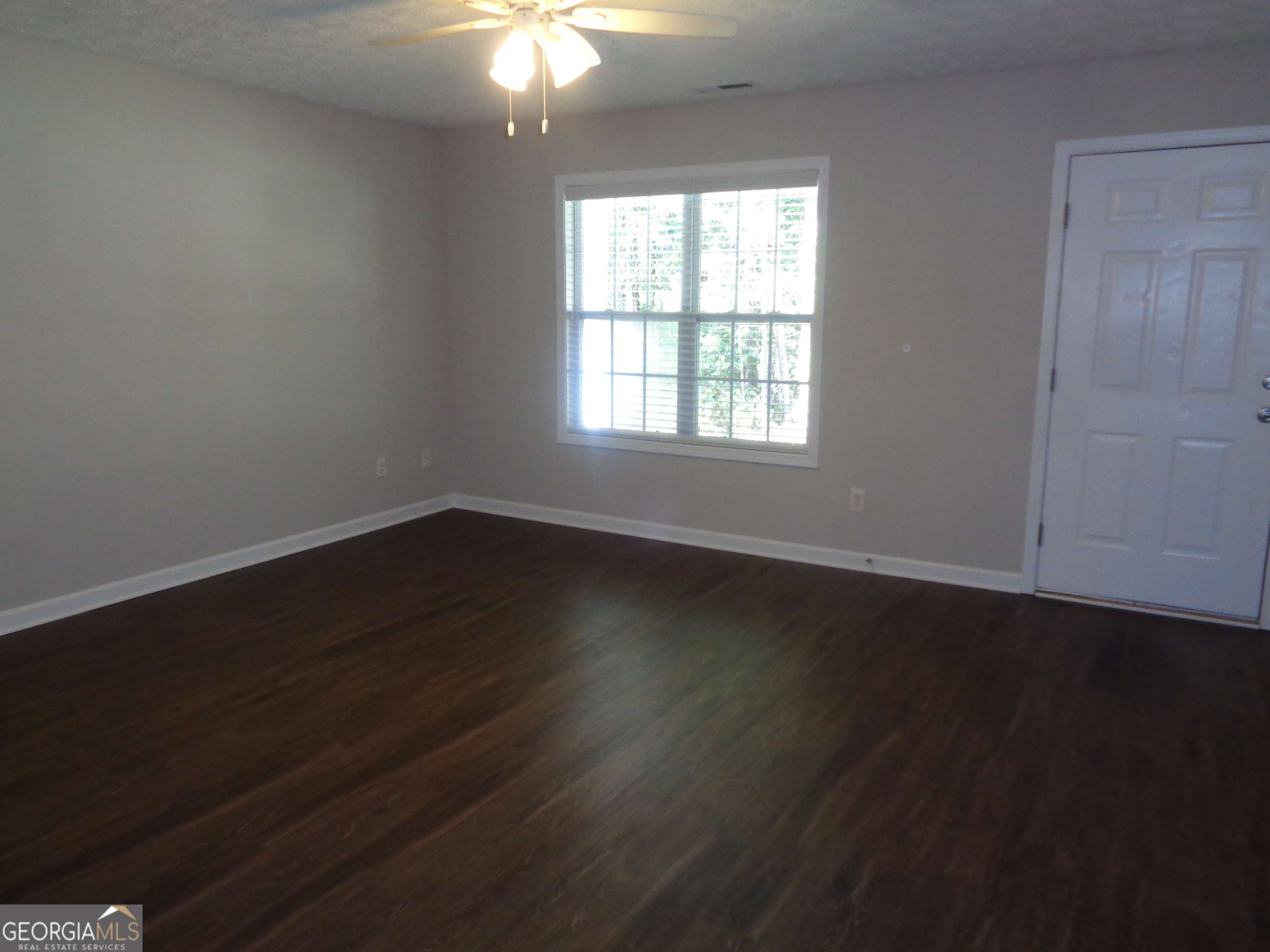 Tyrone, GA 30290,629B Senoia RD #B