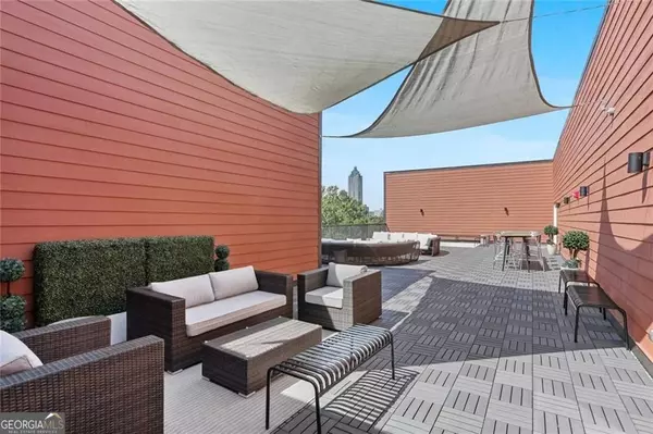 Atlanta, GA 30308,525 PARKWAY DR #306