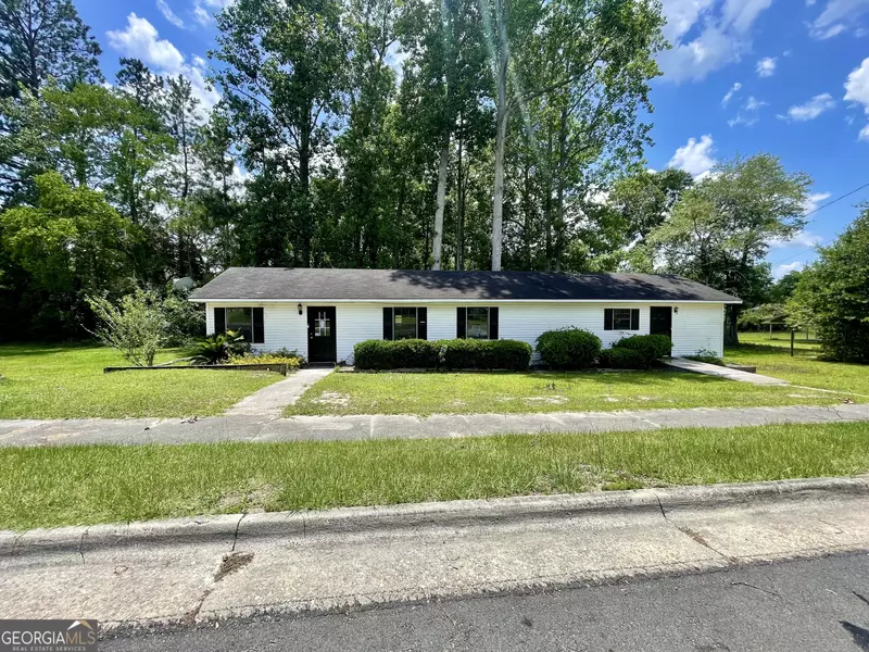 38 E 6th ST, Mcrae-helena, GA 31037