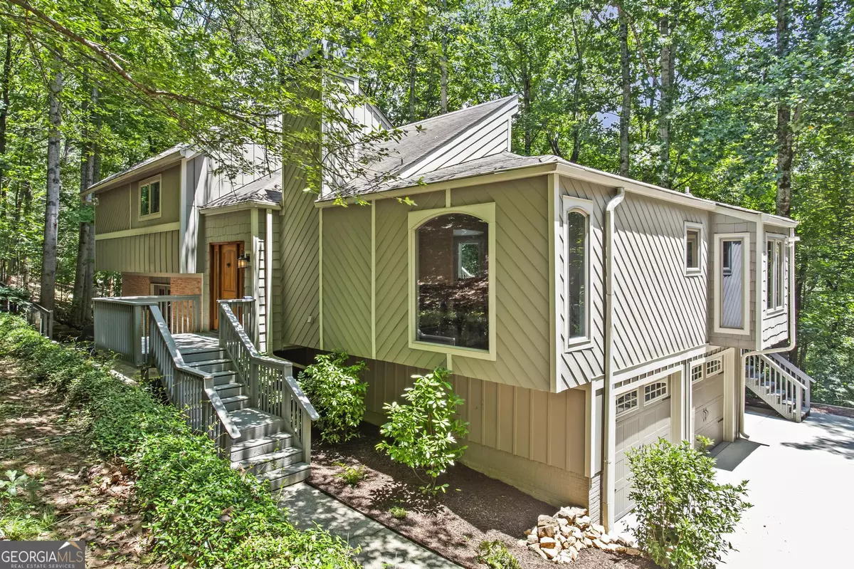 Roswell, GA 30075,970 Pine Grove Pointe DR