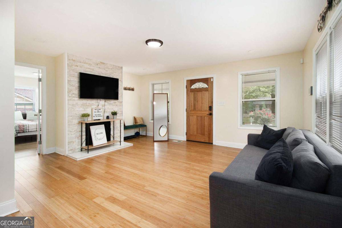 Atlanta, GA 30315,361 Adelle ST SE