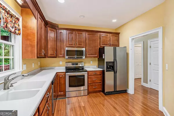 Ellijay, GA 30536,220 Oakridge LN