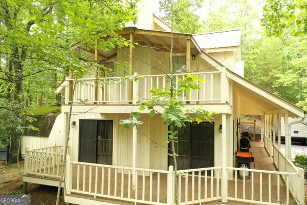 Cleveland, GA 30528,317 Running Deer RD