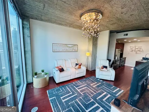 Atlanta, GA 30308,400 PEACHTREE ST #3412