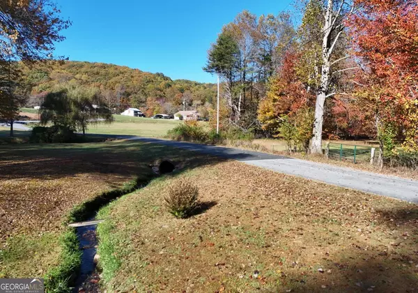 Blairsville, GA 30512,104 Bowers CIR