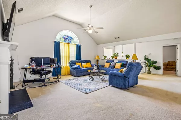 Fayetteville, GA 30215,11833 Spring Lake WAY