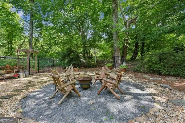 Sandy Springs, GA 30327,750 Crest Valley DR NW