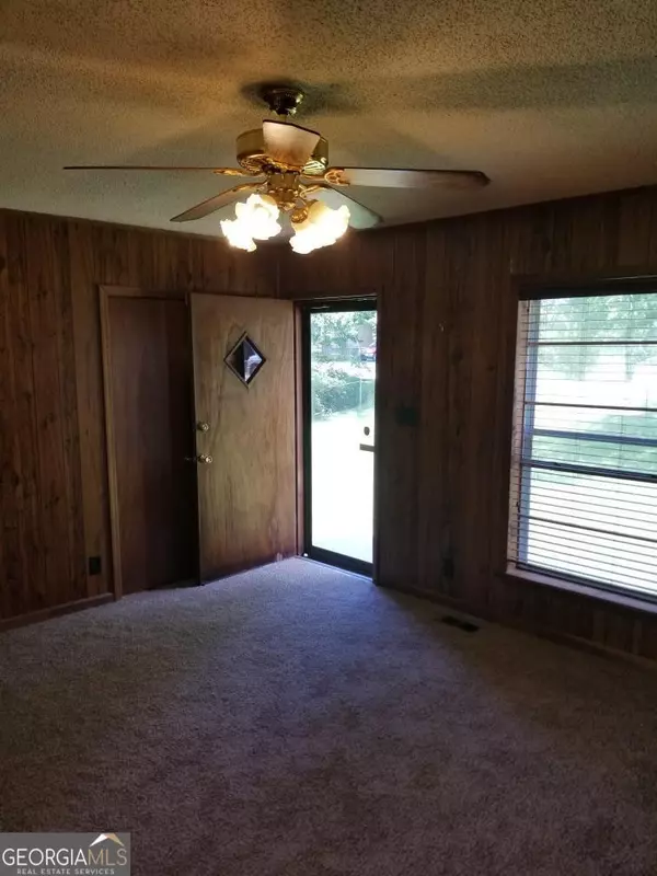 Lanett, AL 36863,6617 18TH ST S.W.