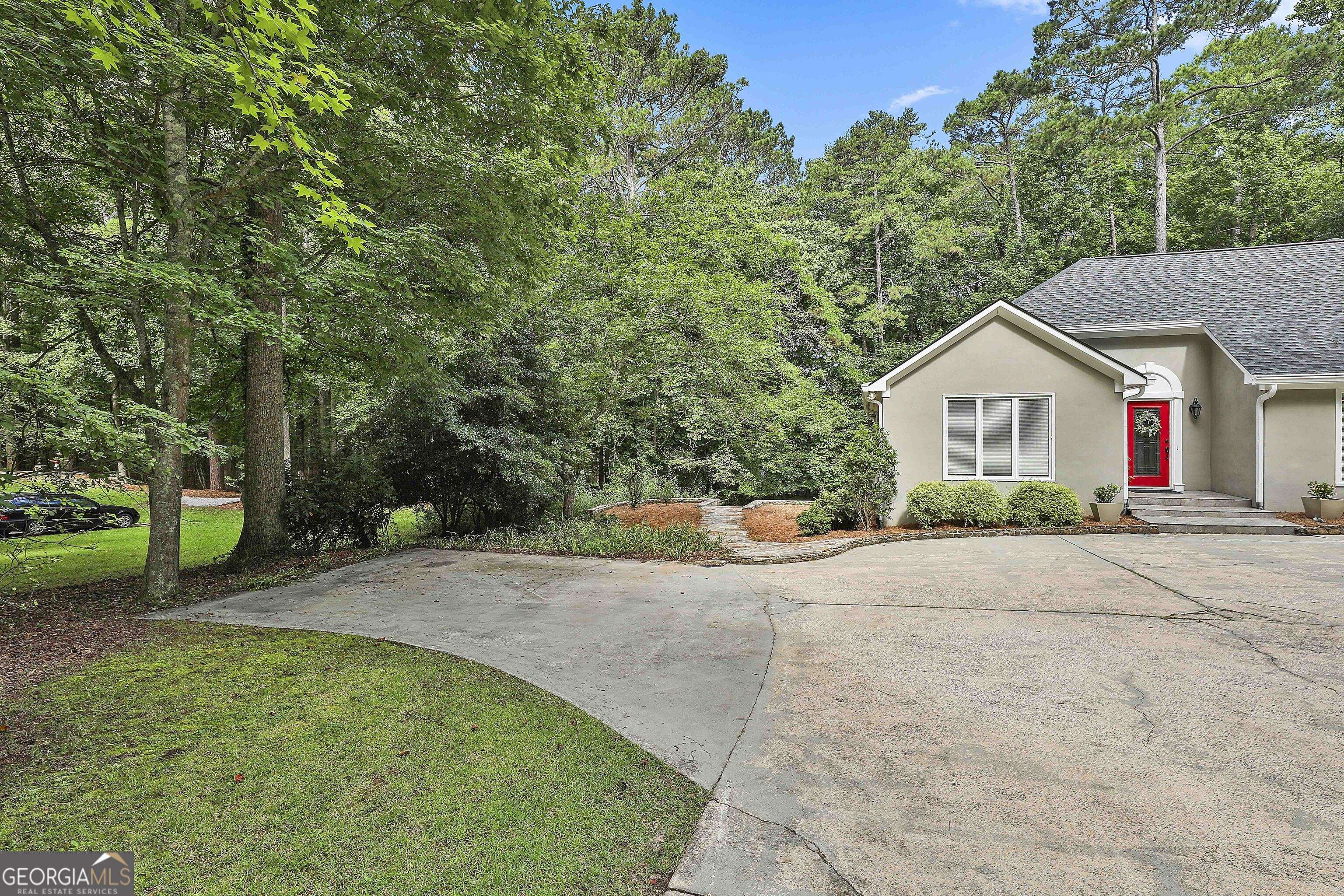 Peachtree City, GA 30269,118 Whitfield RUN