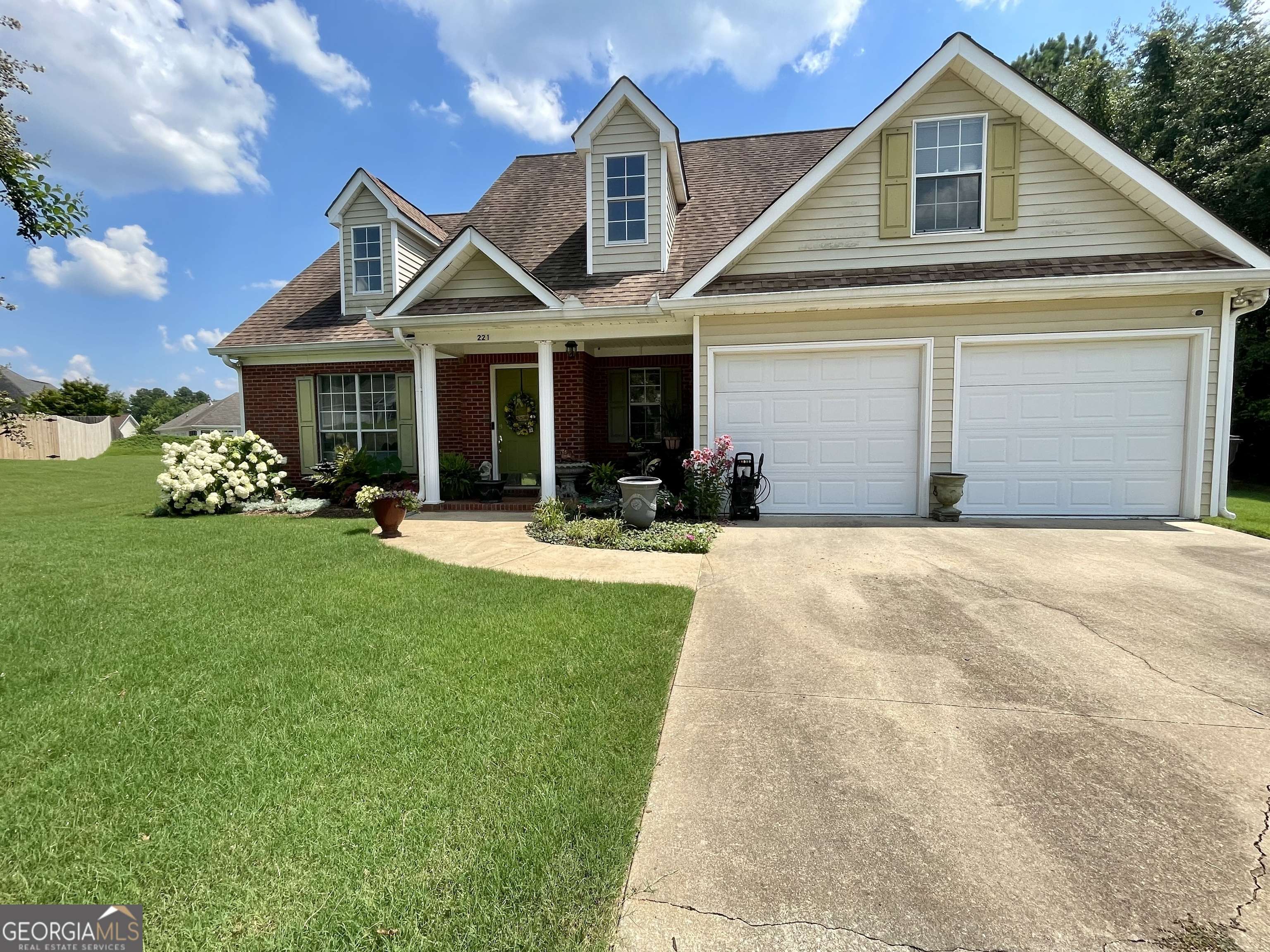 221 Turtle CV, Carrollton, GA 30116