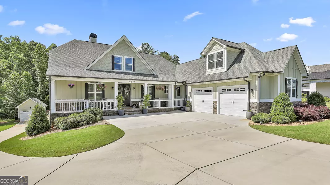 459 N Cove DR, Newnan, GA 30263
