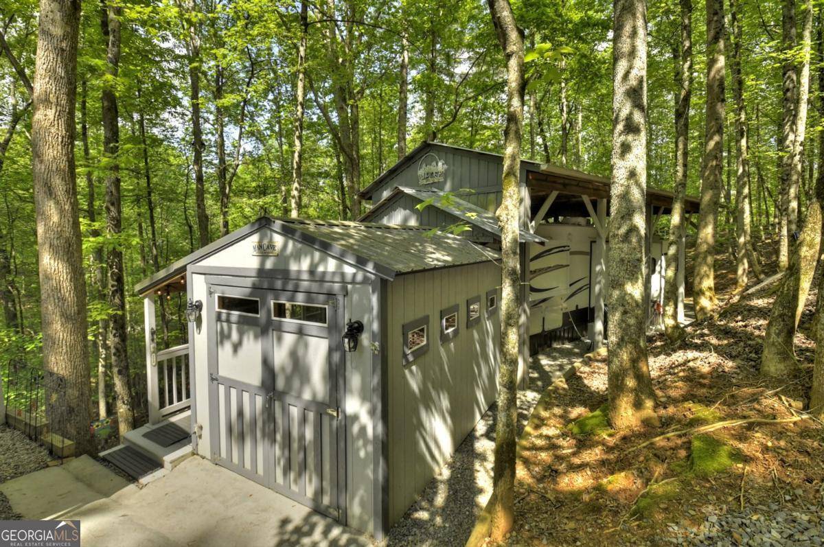 Ellijay, GA 30540,236 31St ST #C638
