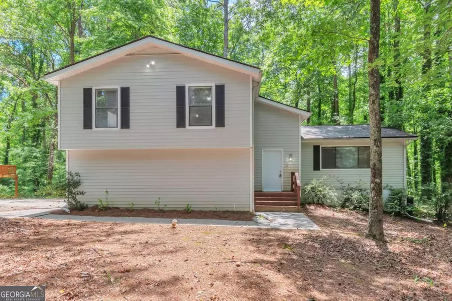 5215 Mainstreet Park DR, Stone Mountain, GA 30088