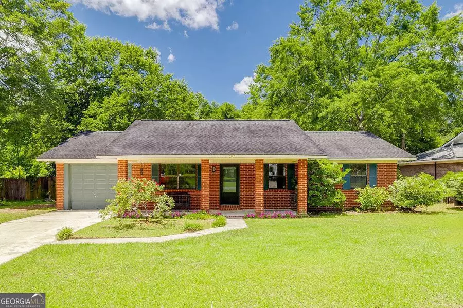 208 Lord Effingham DR, Rincon, GA 31326
