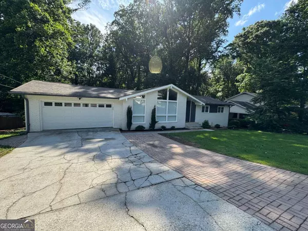453 James ST SW, Lilburn, GA 30047