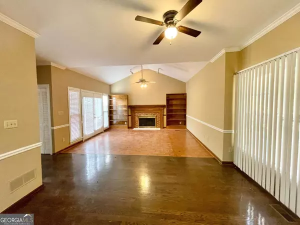 Alpharetta, GA 30022,5005 Johns Creek CT