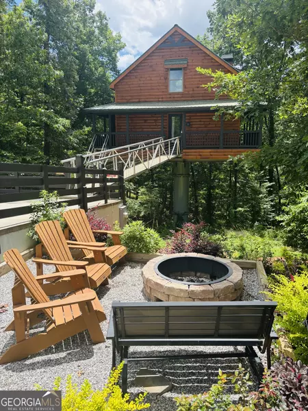 185 Walnut Ridge DR, Cleveland, GA 30528