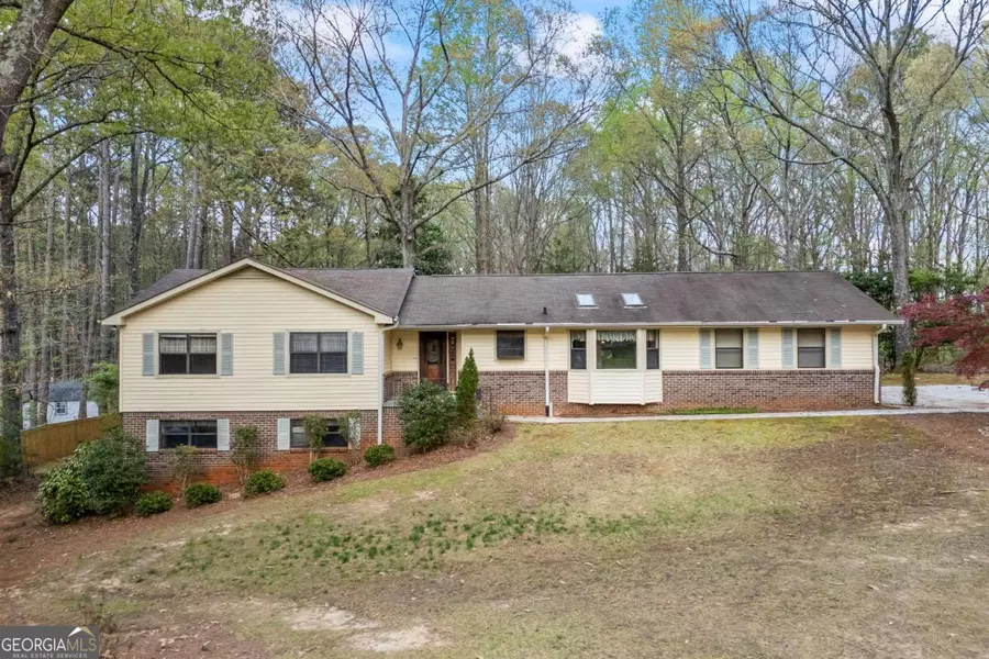 3595 Limberlost TRL SW, Stockbridge, GA 30281