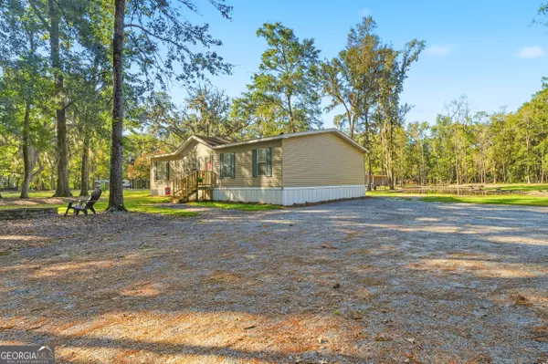 Riceboro, GA 31323,1615 Retreat RD