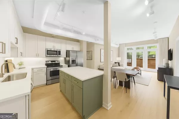 Chamblee, GA 30341,5300 Peachtree RD #1608