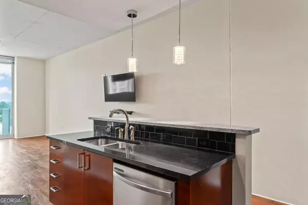Atlanta, GA 30363,361 17th ST NW ##1021