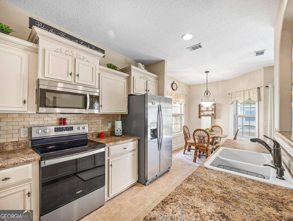 Brunswick, GA 31525,146 Villa RD