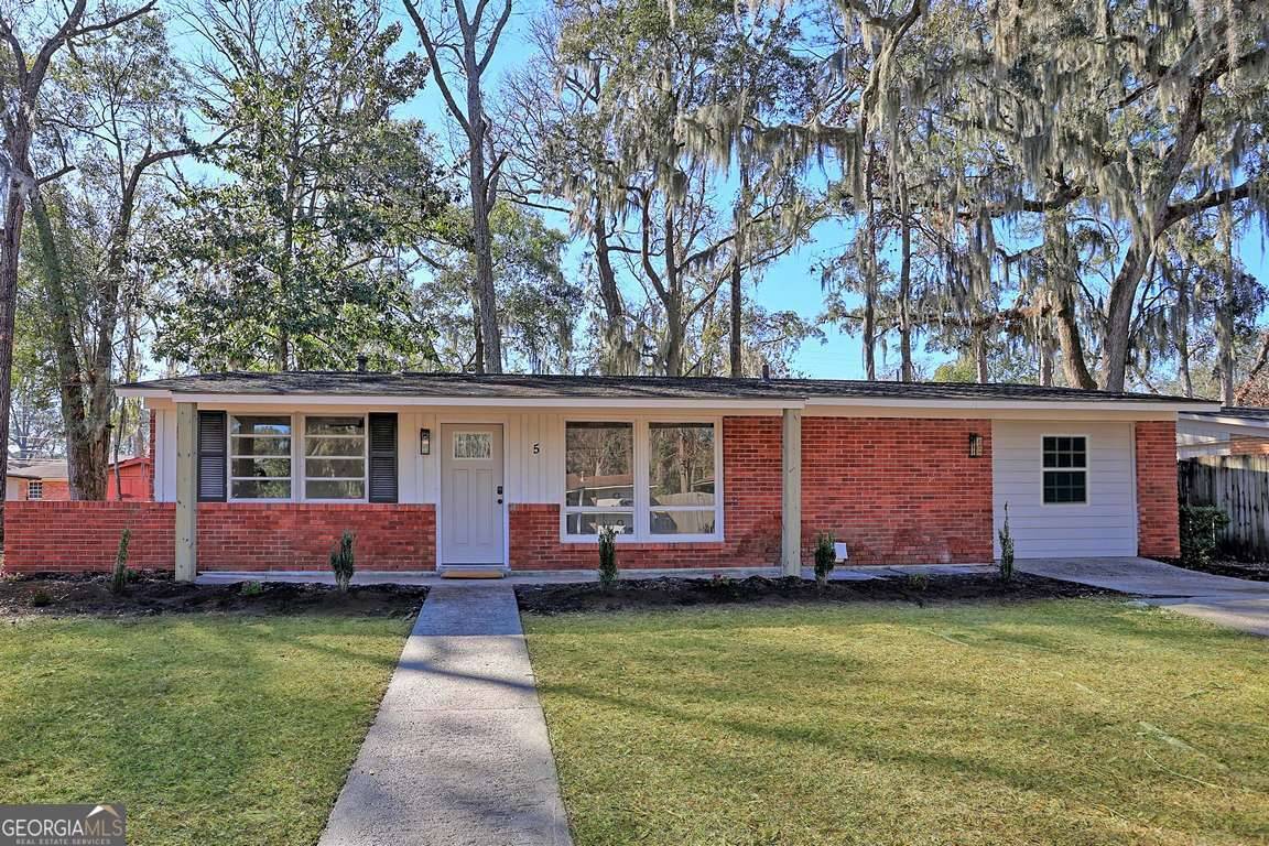 5 Burbank BLVD, Savannah, GA 31419