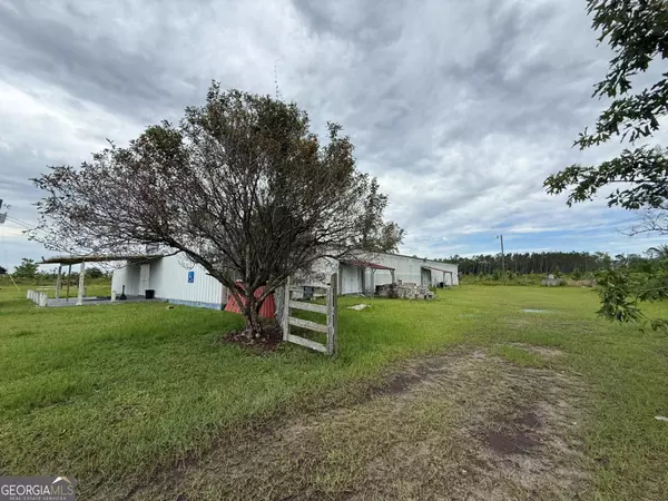 Hazlehurst, GA 31539,94 Old Douglas RD