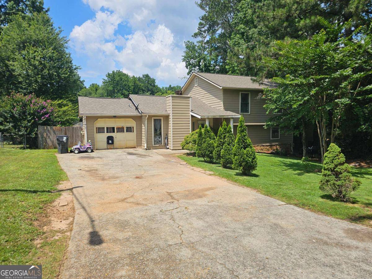 616 Burnt Creek WAY NW, Lilburn, GA 30047