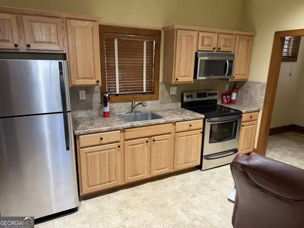 Jackson, GA 30233,69 N Mimosa LN