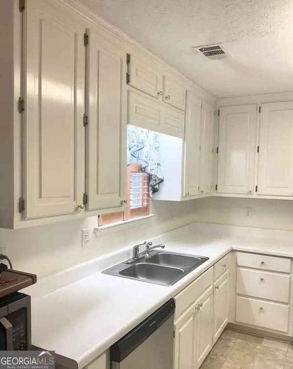 Mcdonough, GA 30253,3041 Regal DR