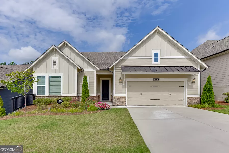 6996 River Rock DR, Flowery Branch, GA 30542