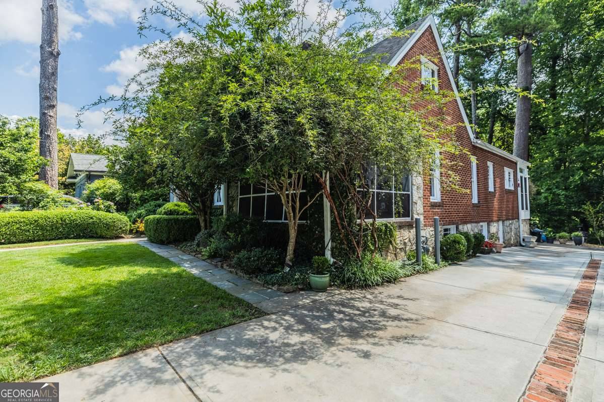 Atlanta, GA 30307,401 Emory DR NE