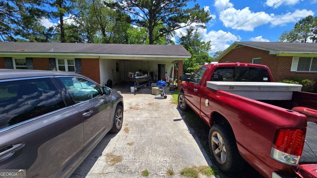 Waycross, GA 31501,1002 Darling AVE