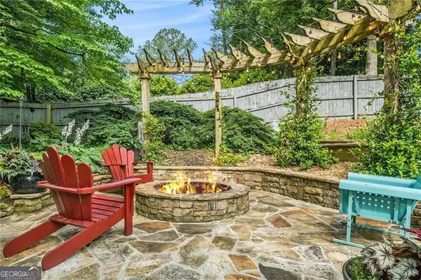 Atlanta, GA 30338,1691 Houghton CT N