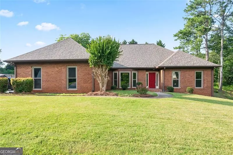 300 SADDLE CREEK LN, Roswell, GA 30076