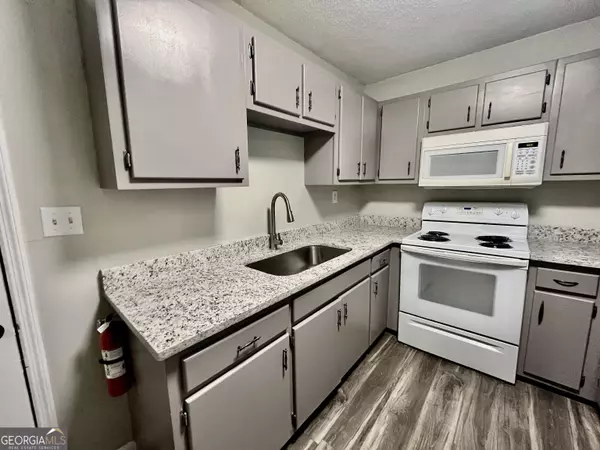 Dalton, GA 30721,4322 Banks DR SW