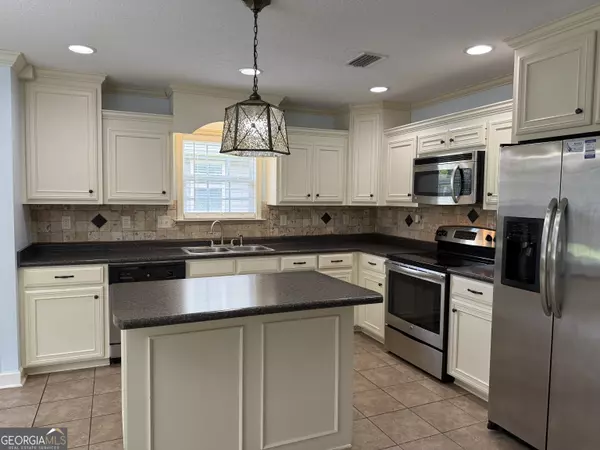Hahira, GA 31632,4247 Shadow Garden DR