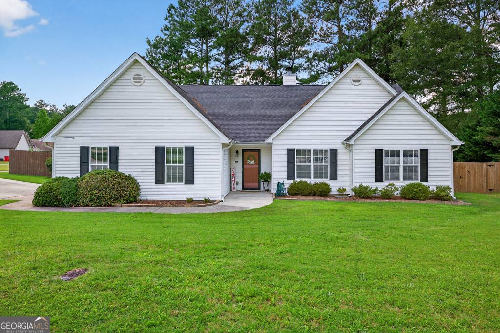 734 Evergreen DR, Winder, GA 30680