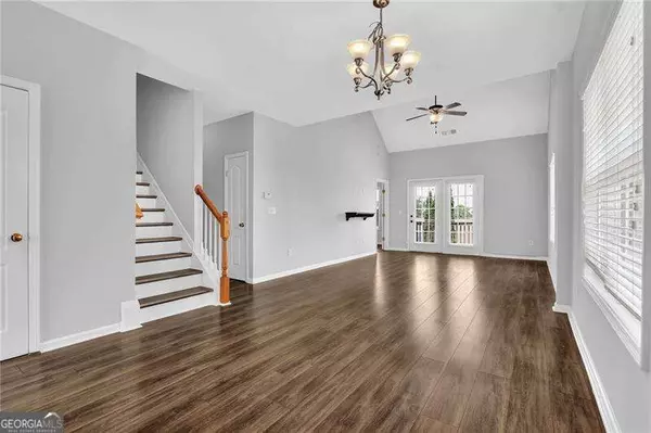 Kennesaw, GA 30144,374 Guibor CT NW #4