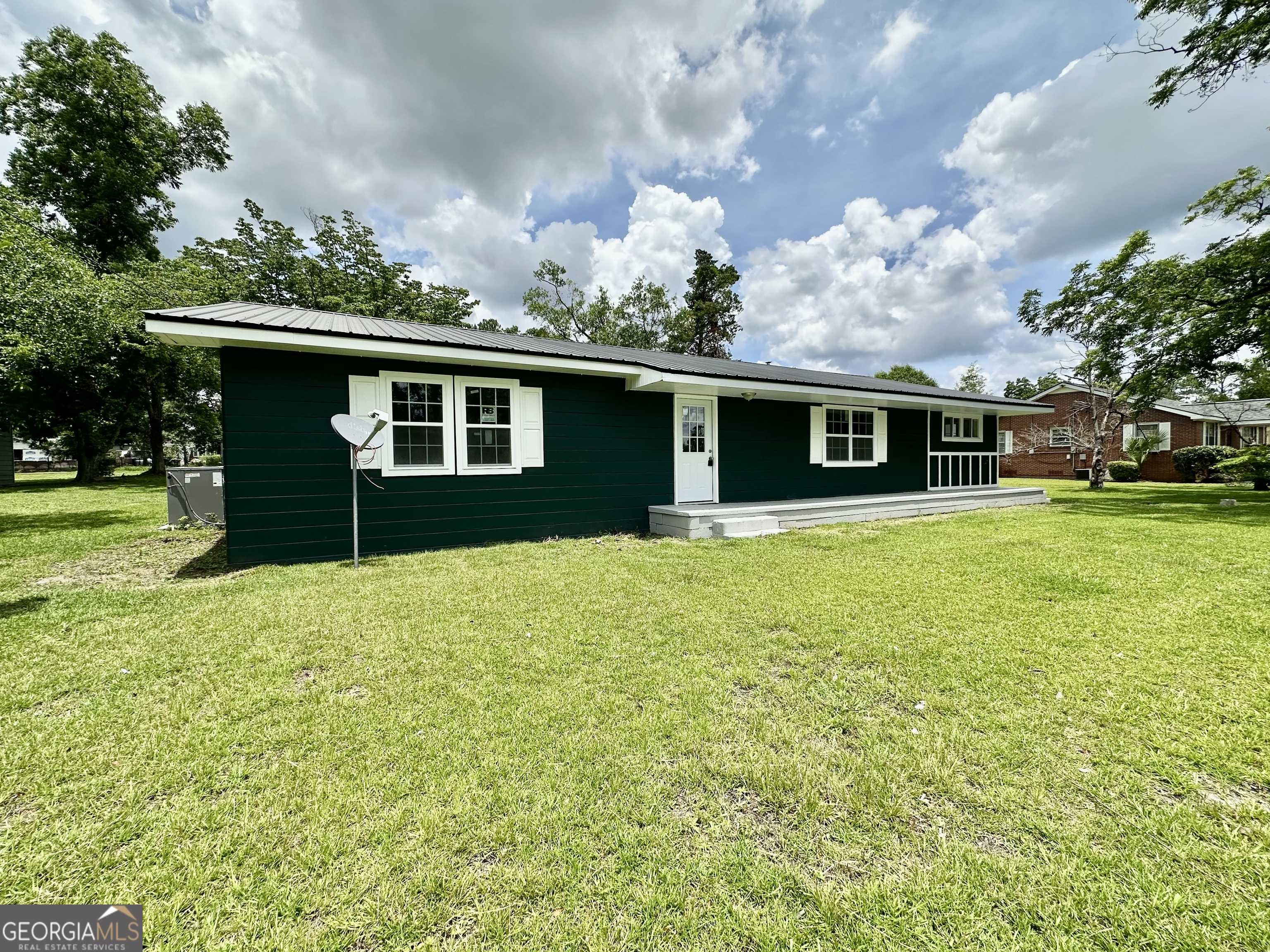 Mcrae-helena, GA 31055,210 W Graham ST