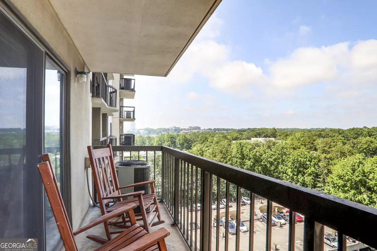 Atlanta, GA 30328,795 Hammond DR #1012